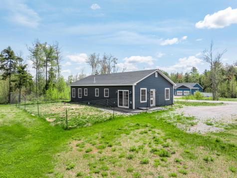 52 Lindsay Drive Levant ME 04456