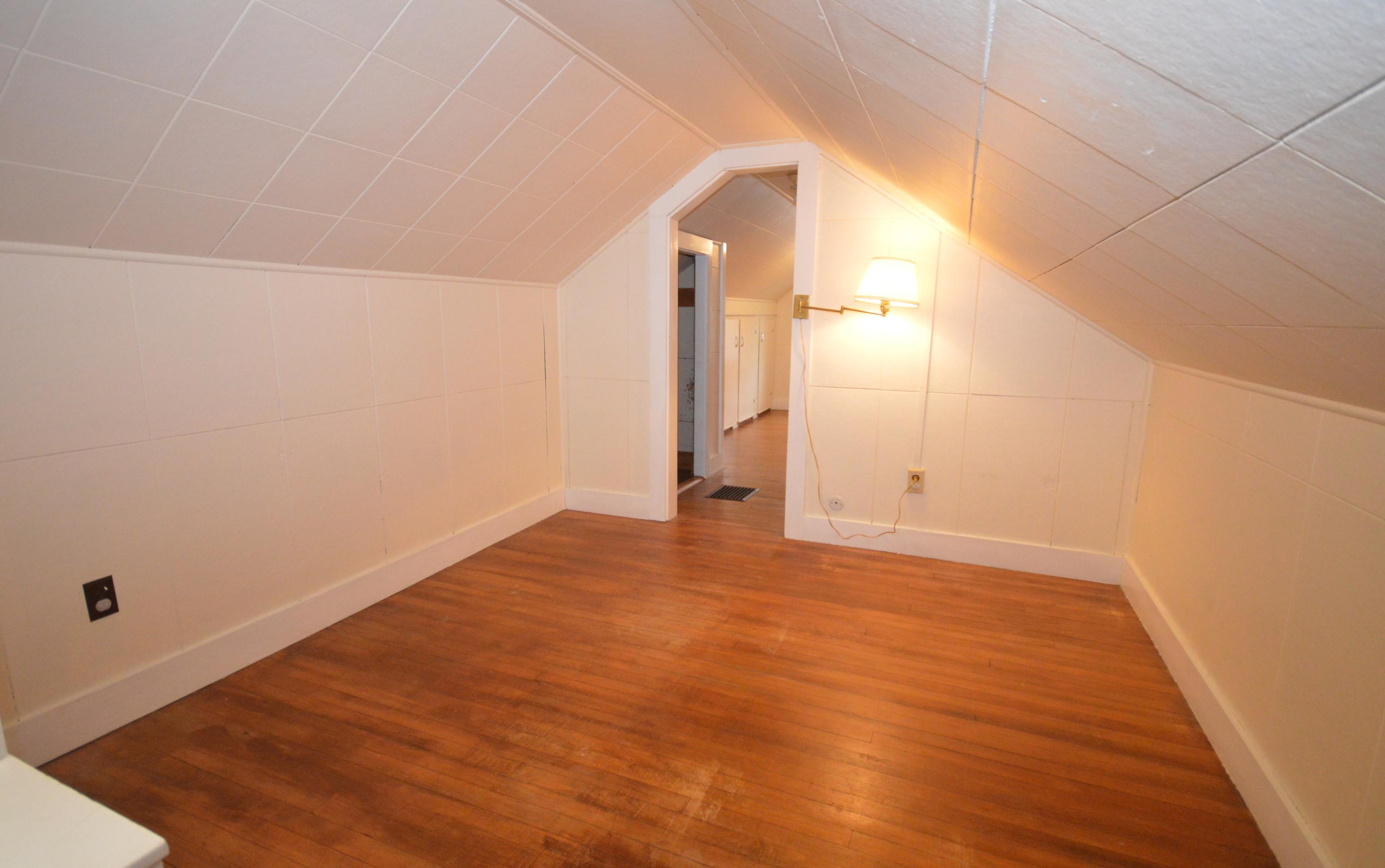 536 Union Street Bangor ME 04401