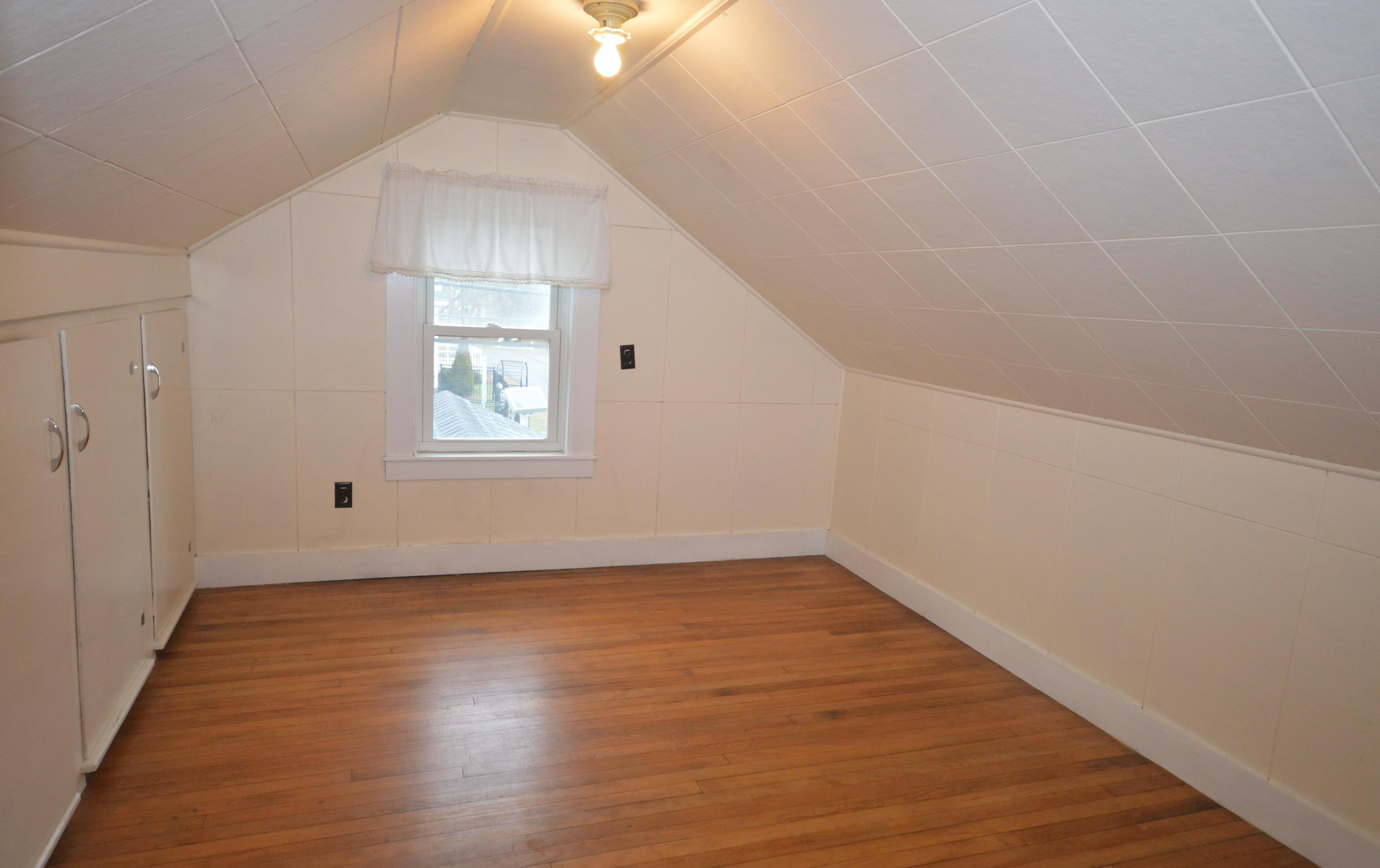 536 Union Street Bangor ME 04401