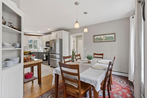 68 Adams Way Freeport ME 04032