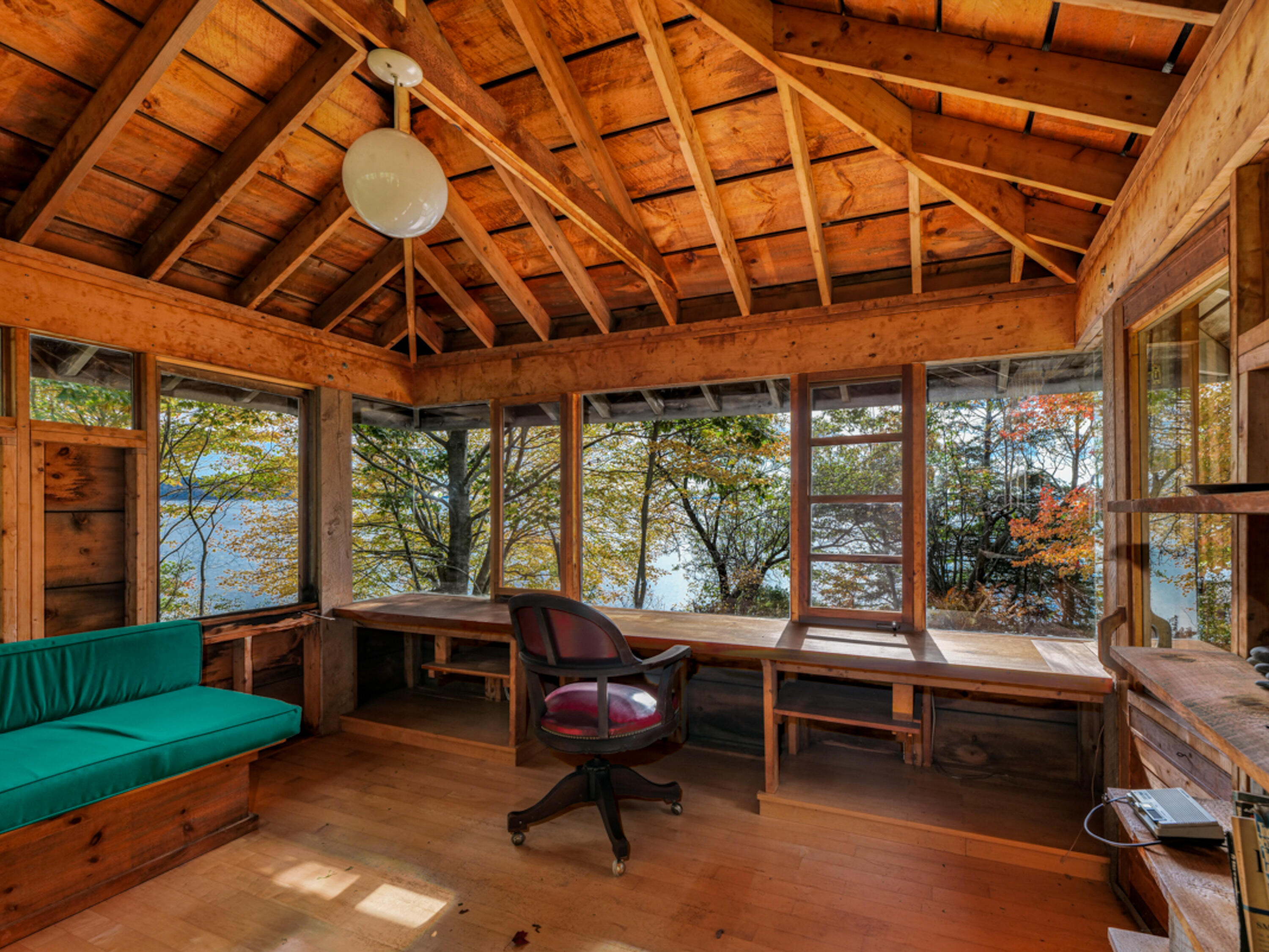 32 Lichen Lane Blue Hill ME 04614