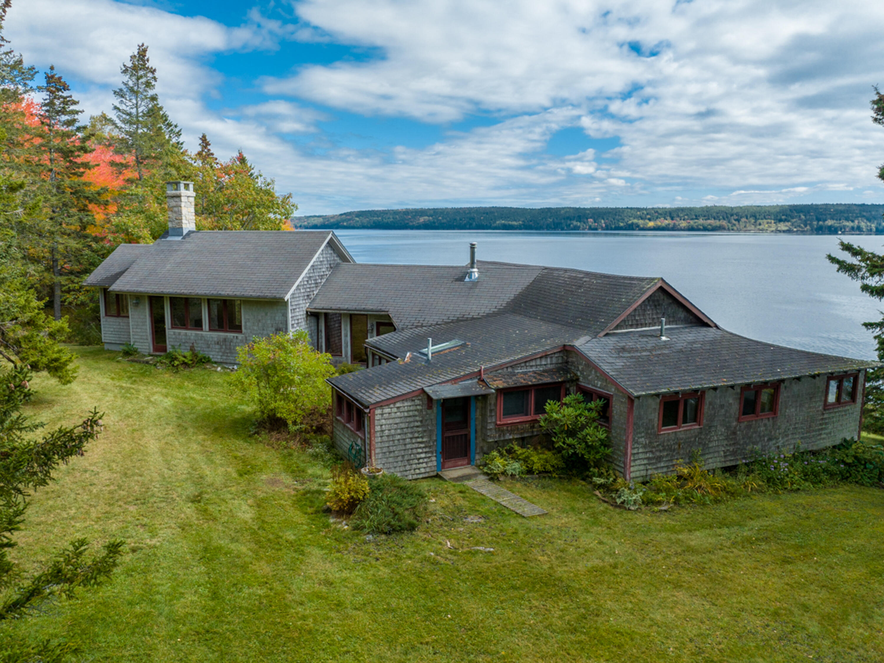 32 Lichen Lane Blue Hill ME 04614