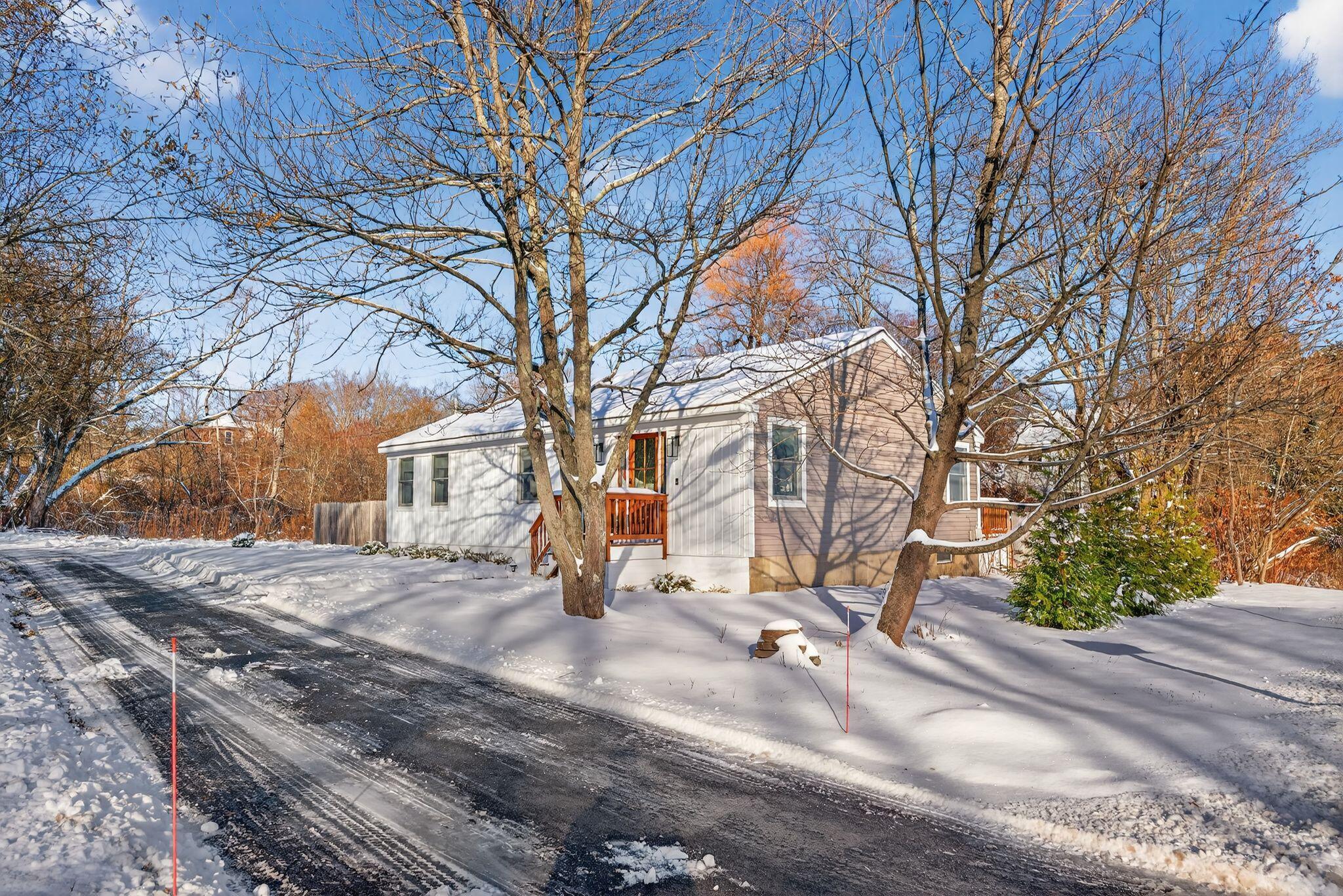 1038 Ocean Avenue Portland ME 04103