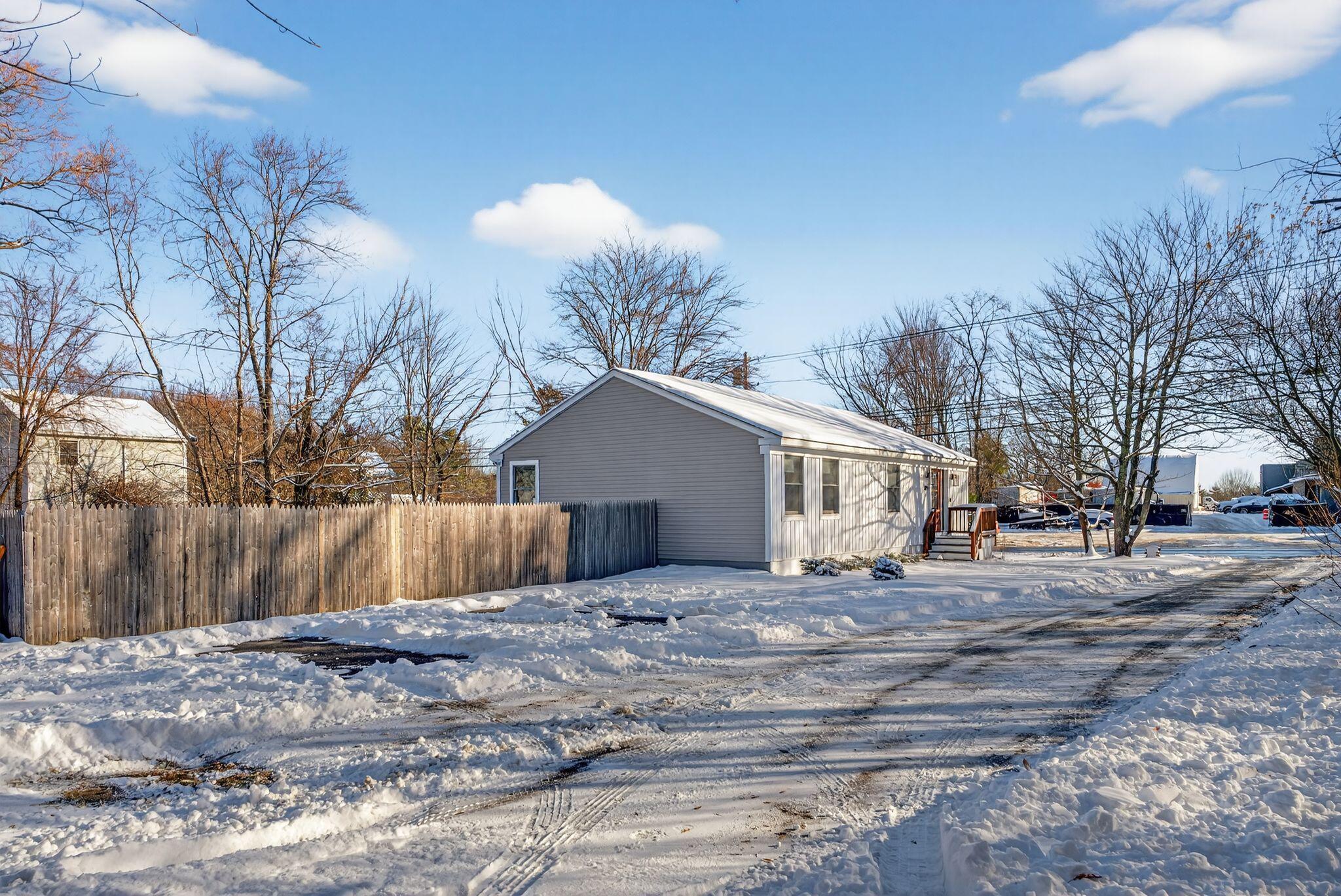 1038 Ocean Avenue Portland ME 04103