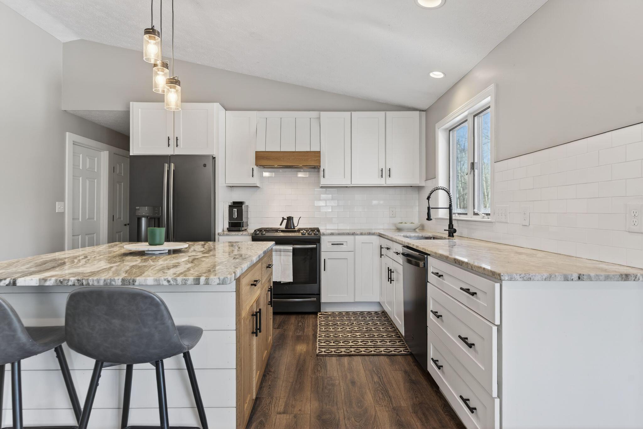 1038 Ocean Avenue Portland ME 04103