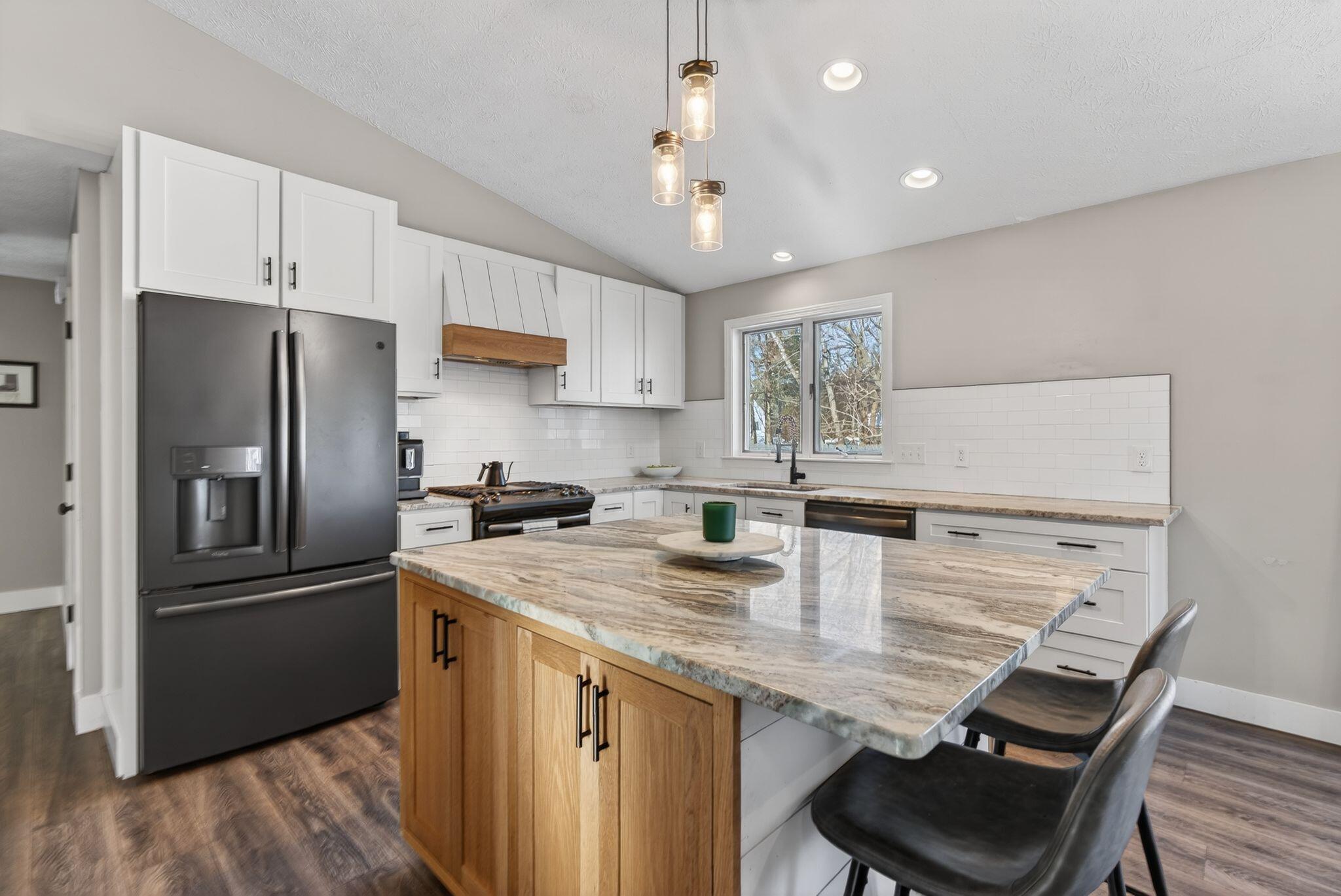 1038 Ocean Avenue Portland ME 04103