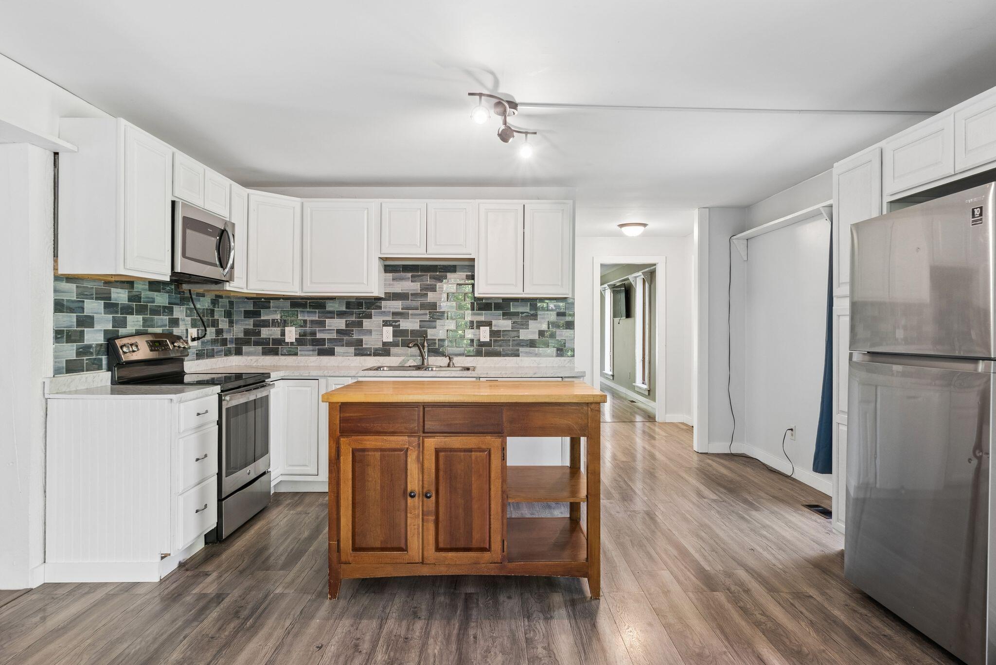 359 Atlantic Highway Waldoboro ME 04572