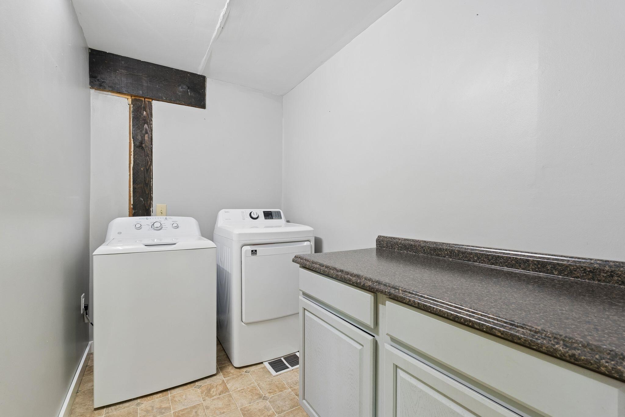 359 Atlantic Highway Waldoboro ME 04572