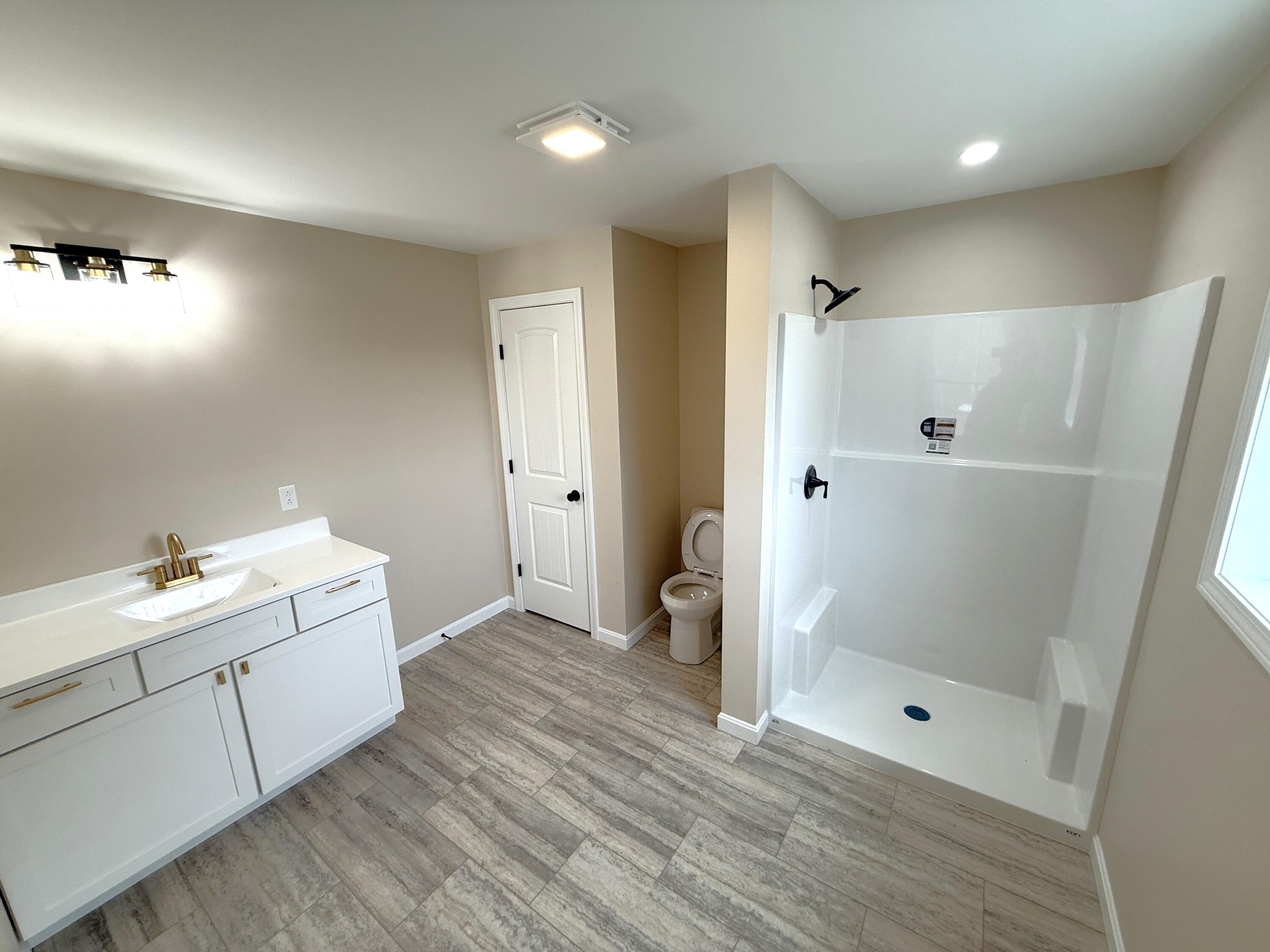 5 Pinewood Drive Windsor ME 04363