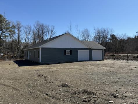 5 Pinewood Drive Windsor ME 04363