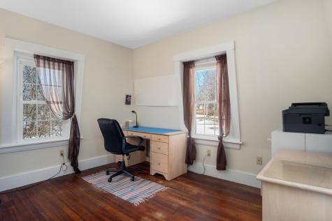 726 W Auburn Road Auburn ME 04210