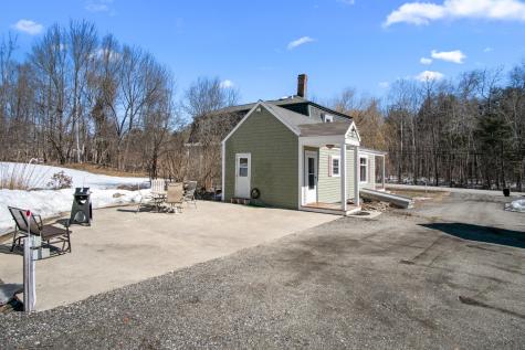 726 W Auburn Road Auburn ME 04210