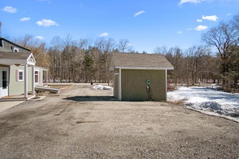 726 W Auburn Road Auburn ME 04210