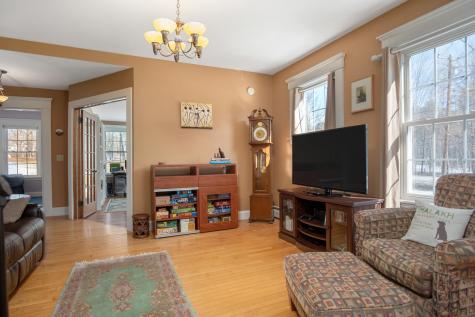 726 W Auburn Road Auburn ME 04210