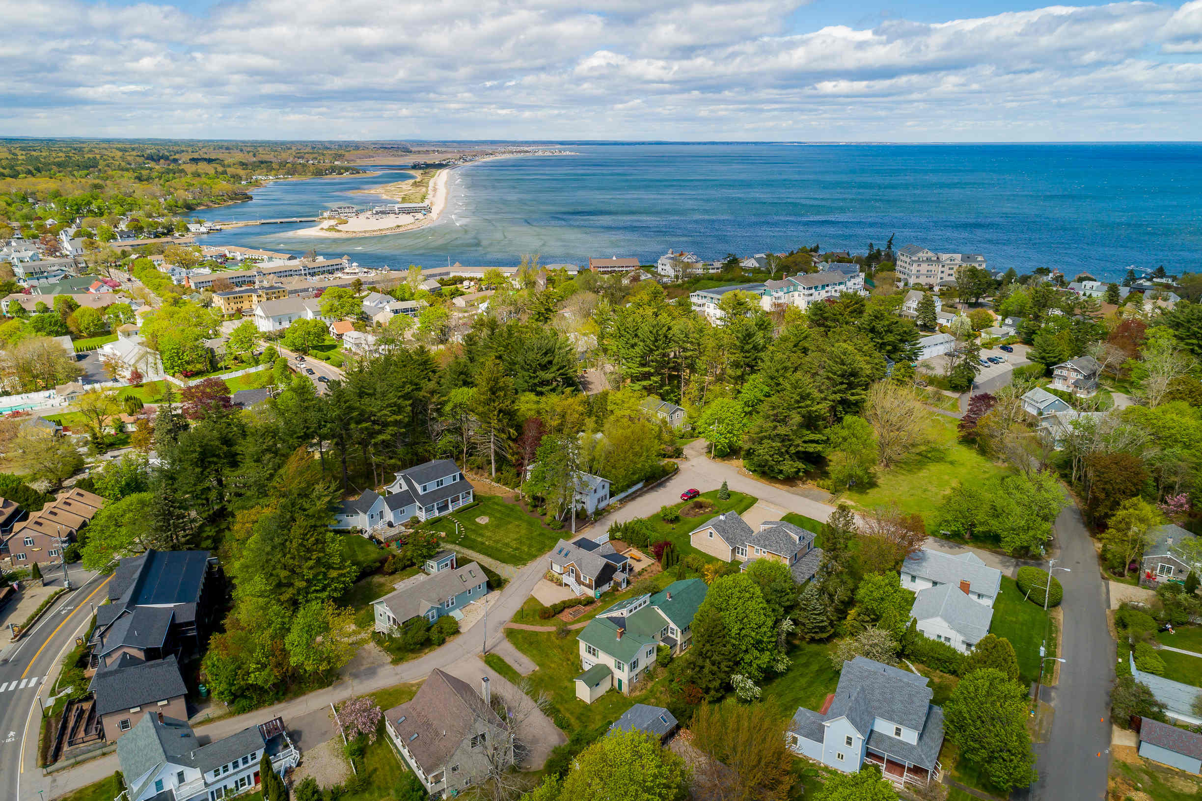 18 Rocky Lane Ogunquit Maine Real Estate Listing MLS 1409434