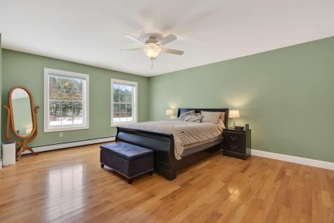 16 Norway Road Gorham ME 04038