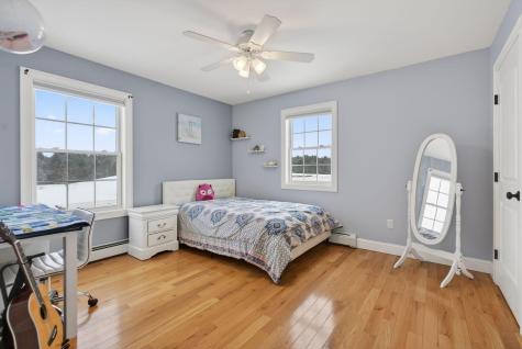 16 Norway Road Gorham ME 04038