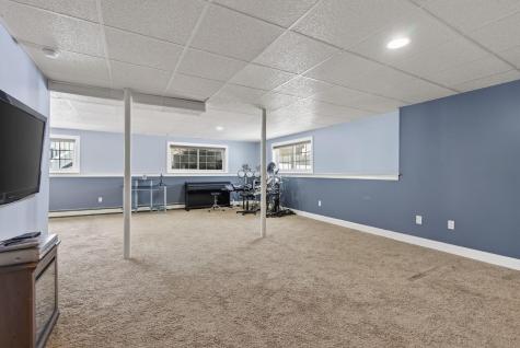 16 Norway Road Gorham ME 04038