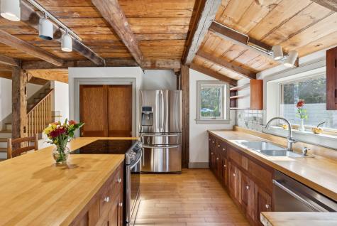 136 Bethel Point Road Harpswell ME 04079