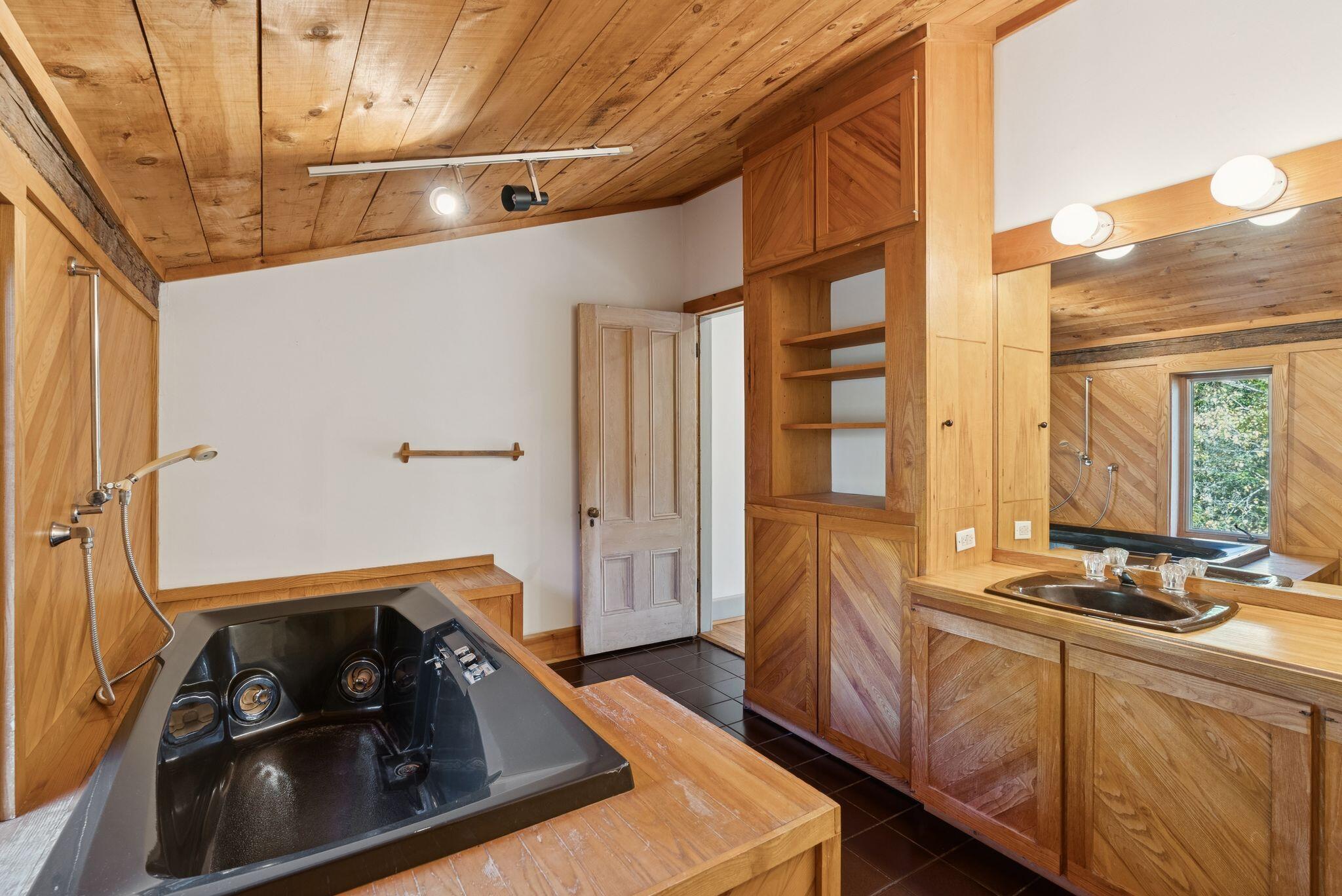 136 Bethel Point Road Harpswell ME 04079