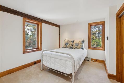 136 Bethel Point Road Harpswell ME 04079