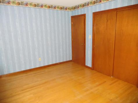 8 Surry Lane Lewiston ME 04240