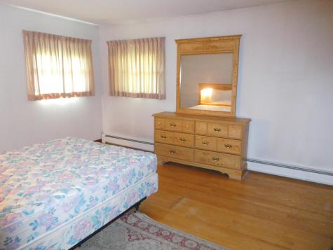 8 Surry Lane Lewiston ME 04240