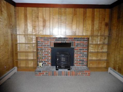 8 Surry Lane Lewiston ME 04240