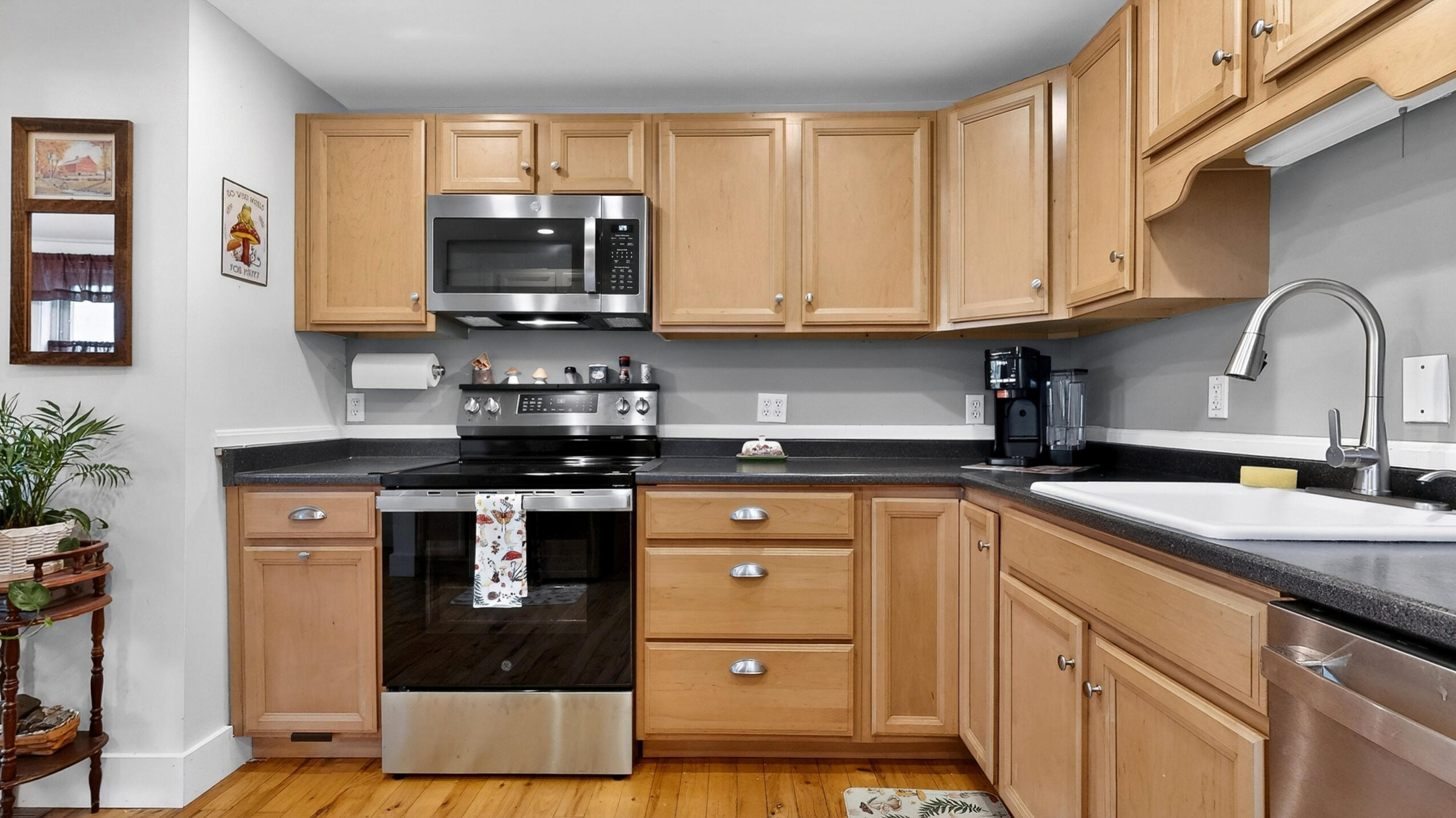 3 Bridge Street Richmond ME 04357