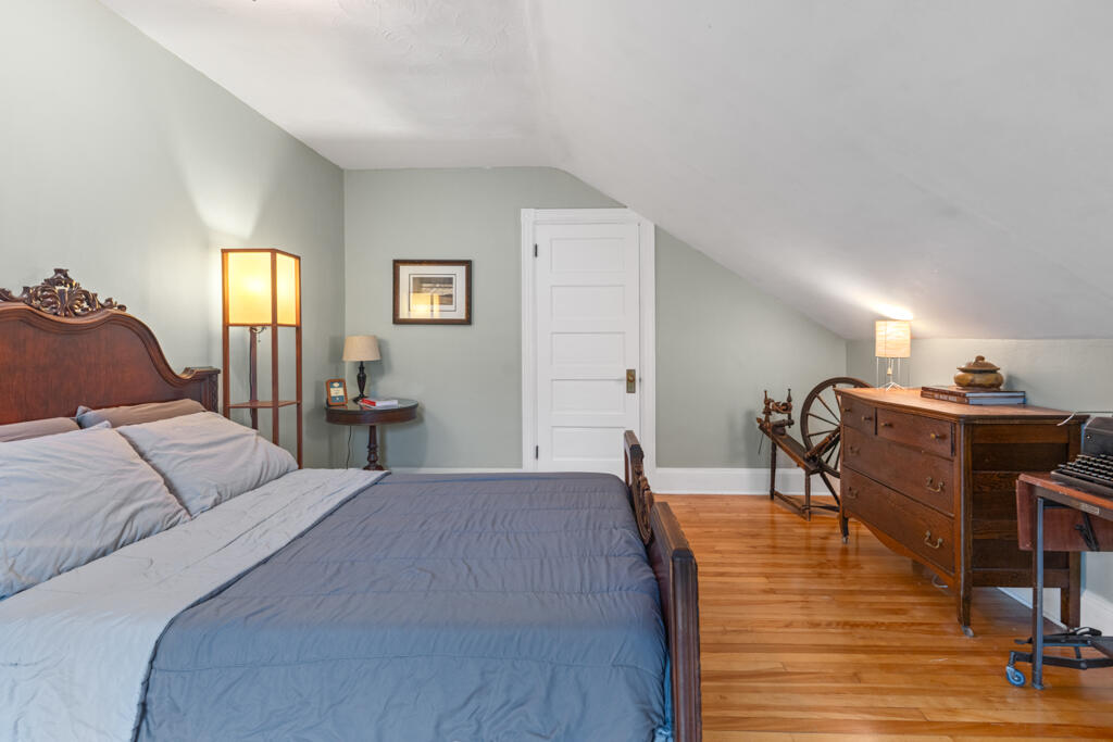 904 Washington Avenue Portland ME 04103