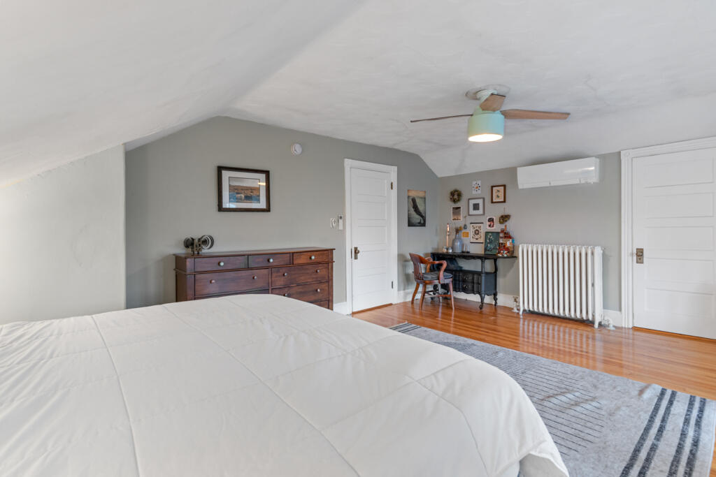 904 Washington Avenue Portland ME 04103