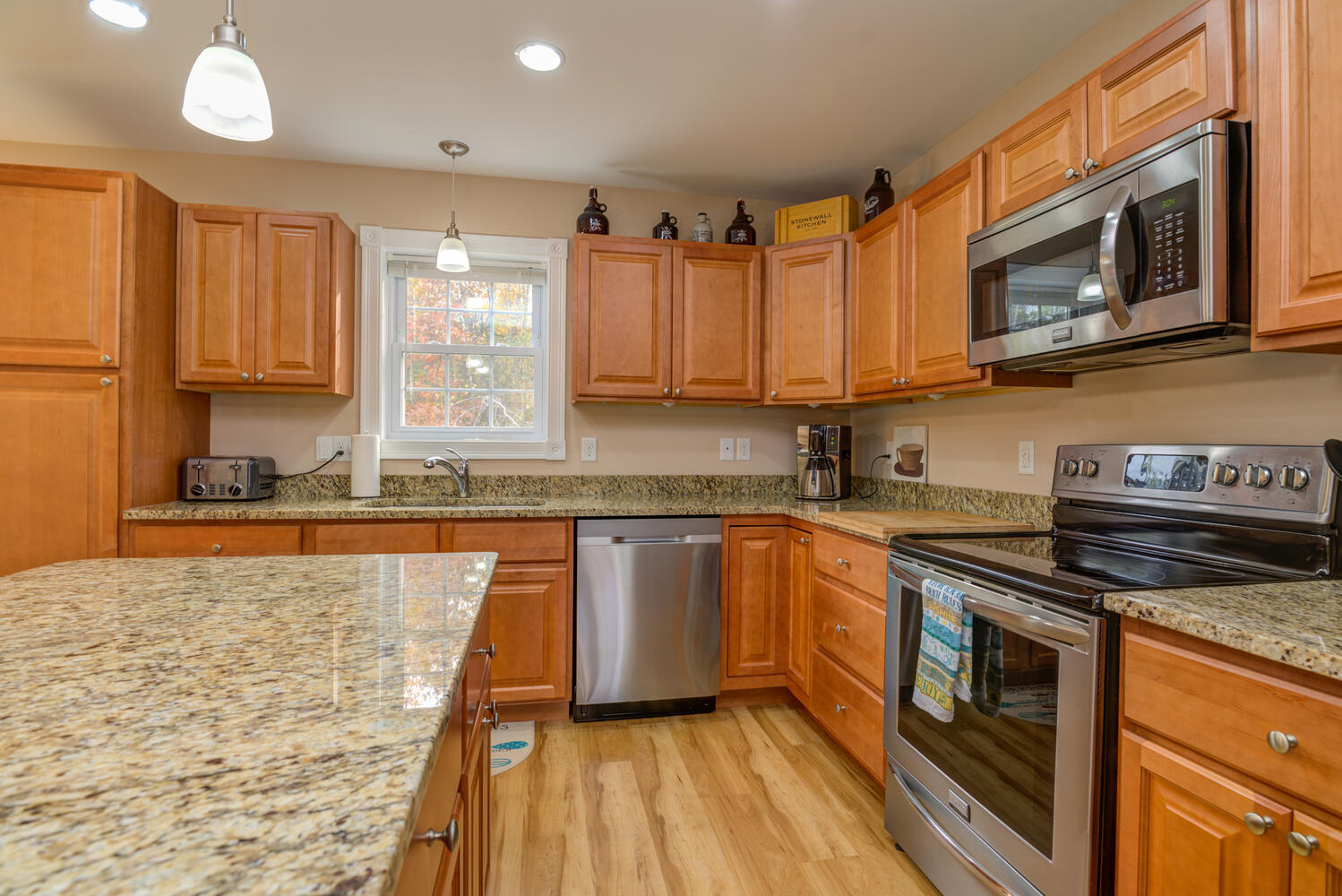 25 Running Hill Road Scarborough ME 04074