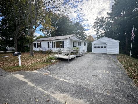 13 Owen Street Lewiston ME 04240