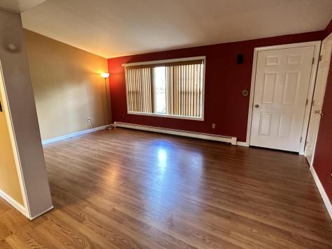 13 Owen Street Lewiston ME 04240