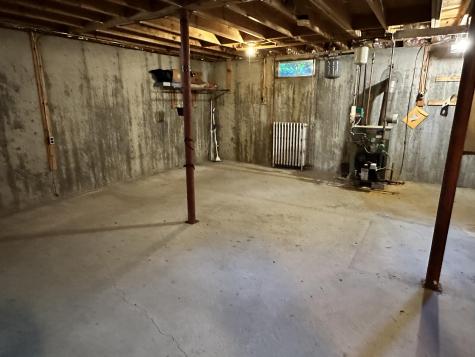 13 Owen Street Lewiston ME 04240