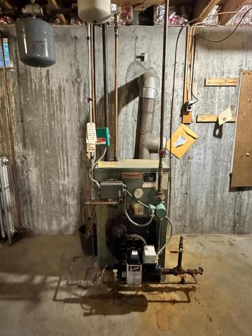 13 Owen Street Lewiston ME 04240