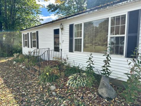 13 Owen Street Lewiston ME 04240