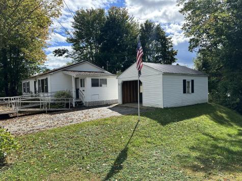 13 Owen Street Lewiston ME 04240