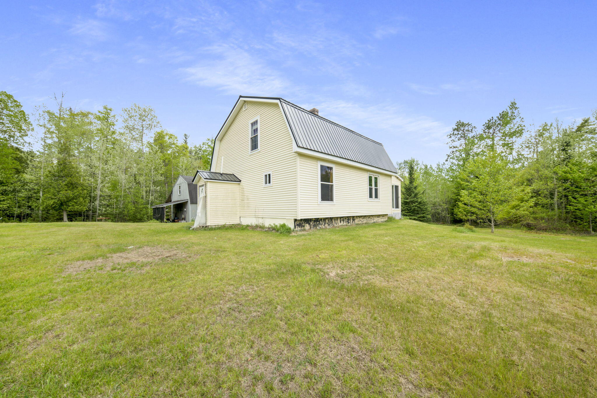 460 Airline Road Clifton ME 04428
