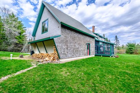28 Cortland Road Freeport ME 04032