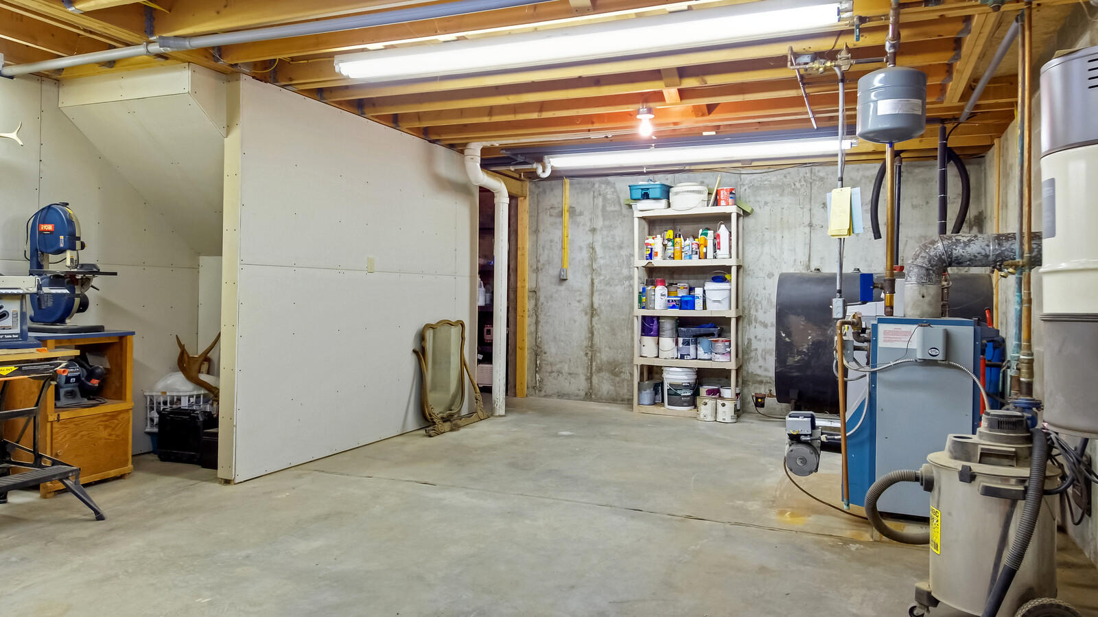 21 Meadow Drive Oakland ME 04963
