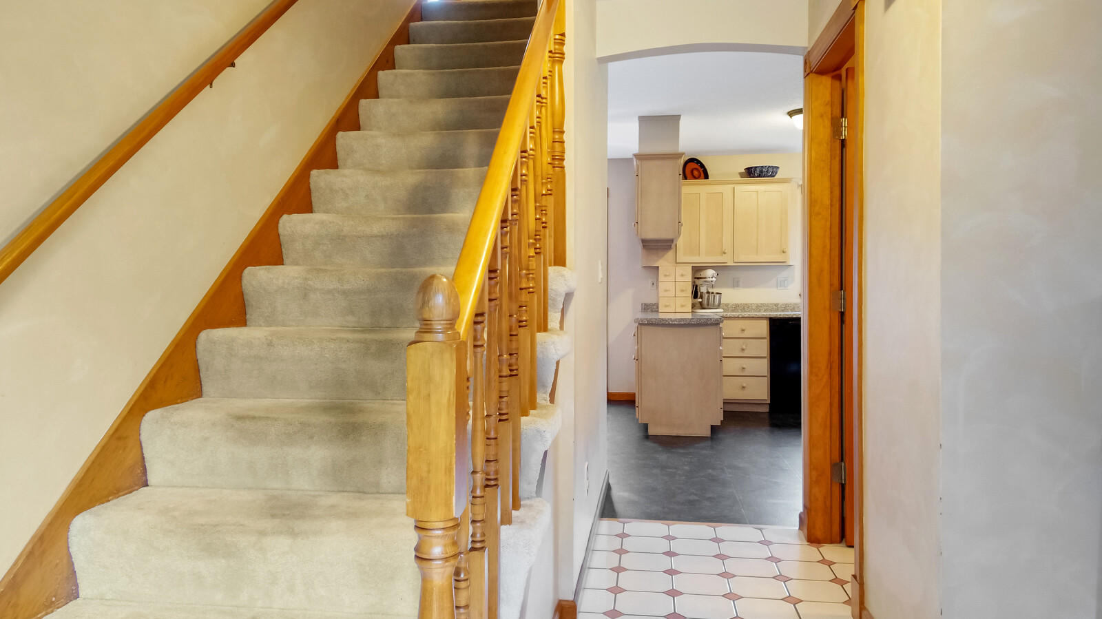21 Meadow Drive Oakland ME 04963