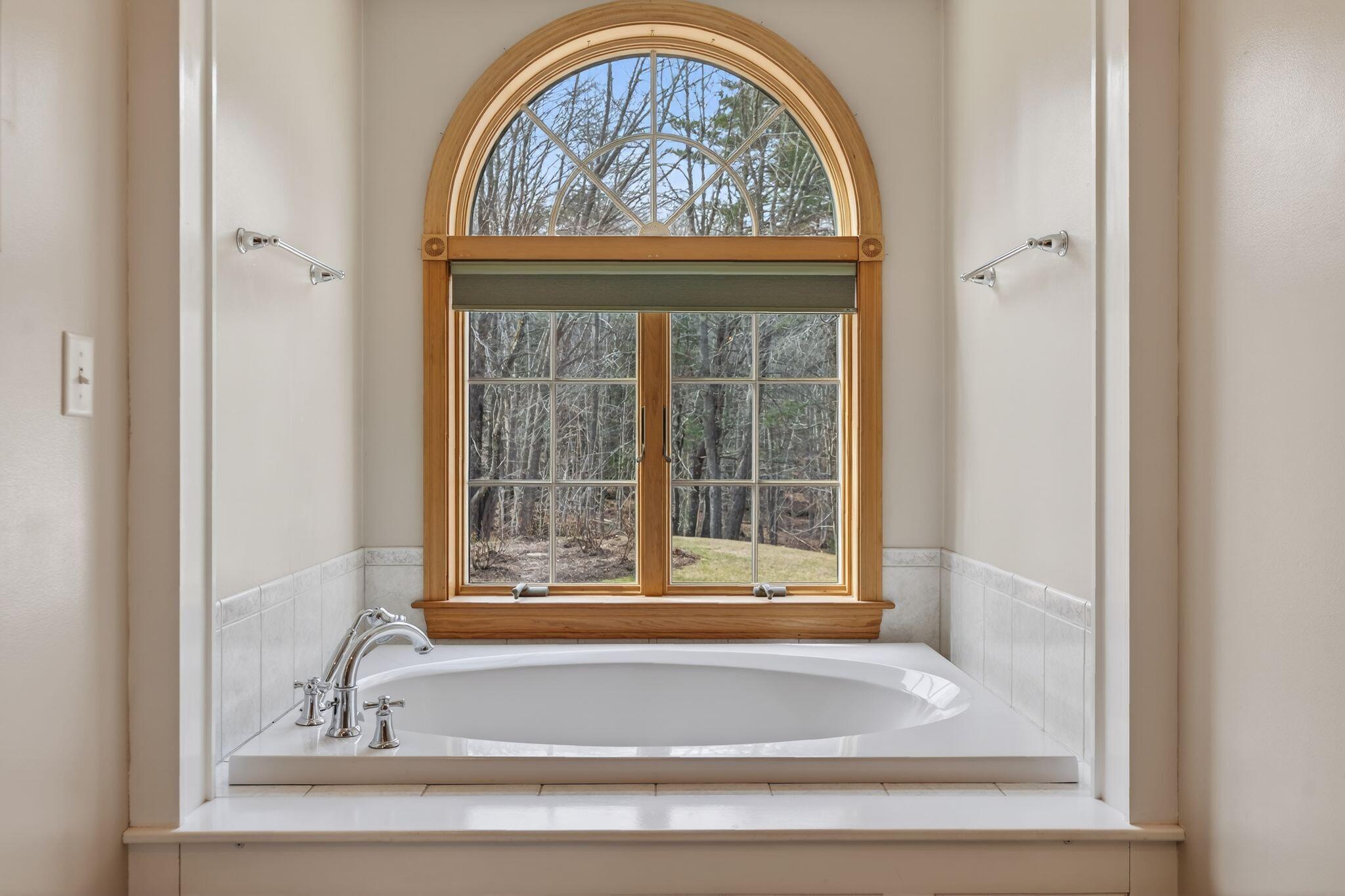 63 Youngs Lane Phippsburg ME 04562