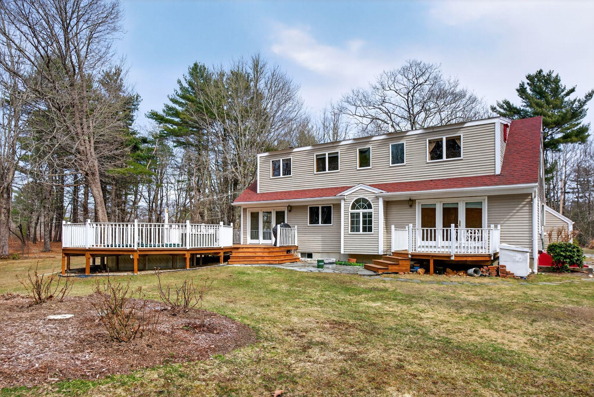 63 Youngs Lane Phippsburg ME 04562