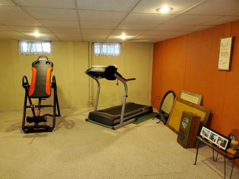 6 Donnelly Street Lewiston ME 04240