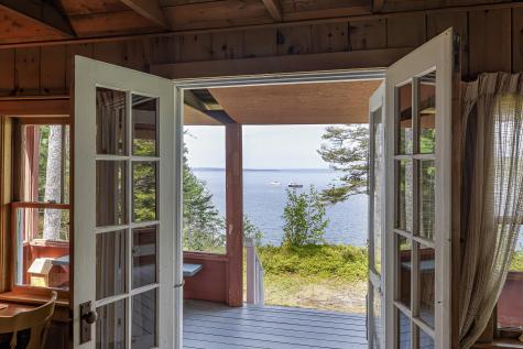 86 Captains Quarters Road Tremont ME 04674