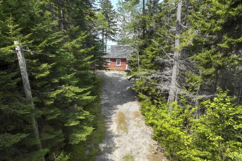 86 Captains Quarters Road Tremont ME 04674