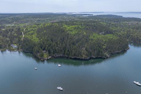 86 Captains Quarters Road Tremont ME 04674