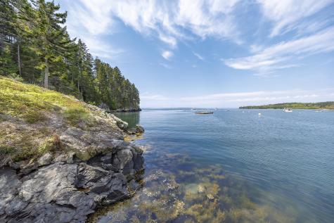 86 Captains Quarters Road Tremont ME 04674