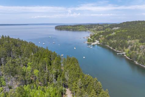 86 Captains Quarters Road Tremont ME 04674